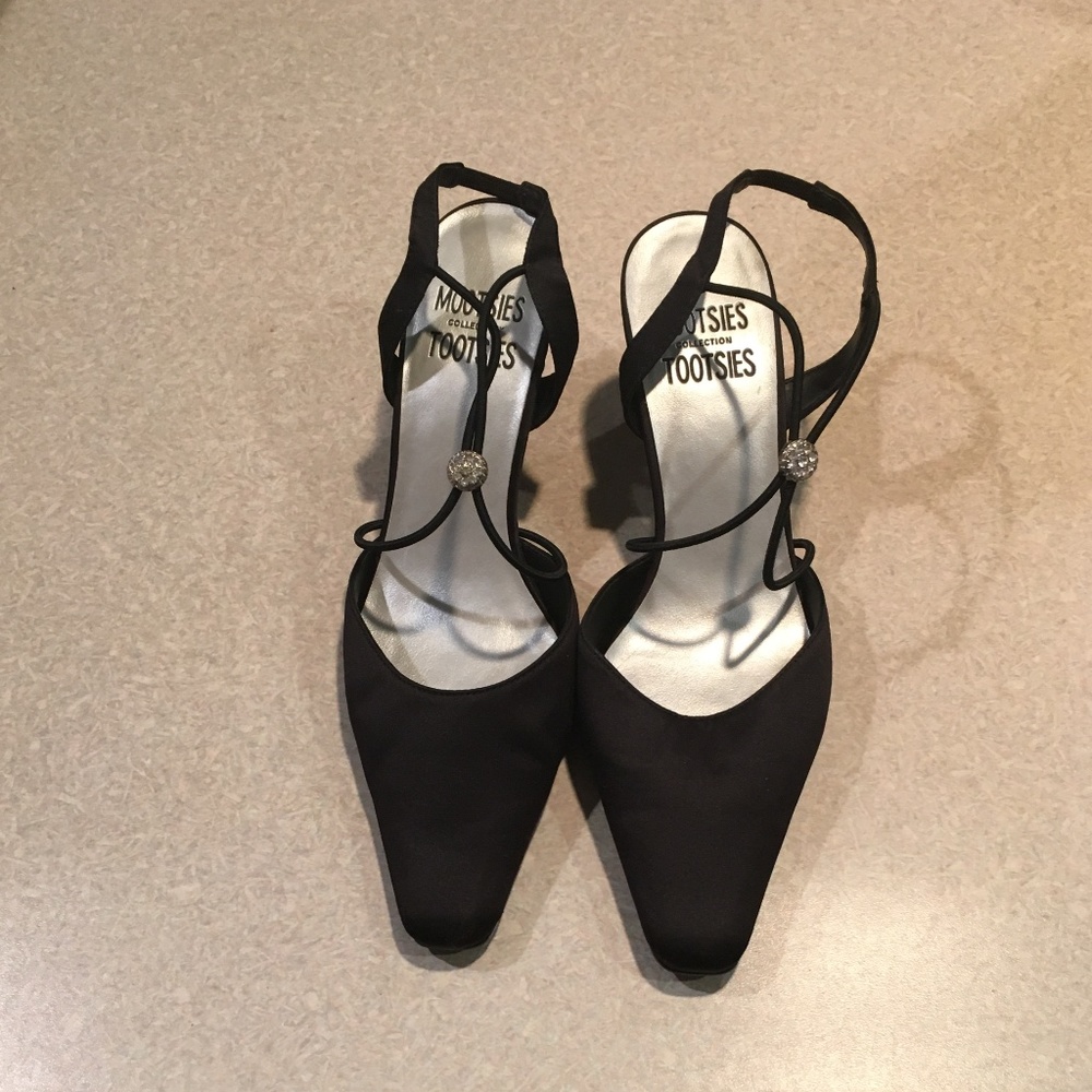 Mootsies Toosties in Women's Shoes